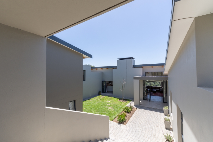 5 Bedroom Property for Sale in Oubaai Western Cape